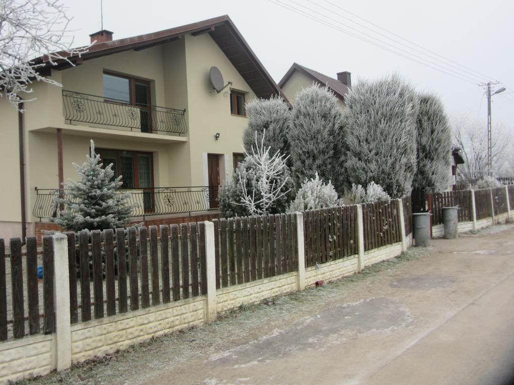 Gospodarstwo Agroturystyczno-Edukacyjne Gratka Celiny  Exterior foto
